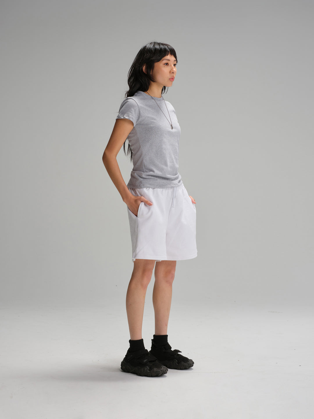 model heather-grey